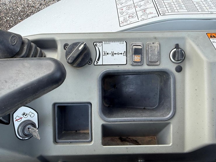 bobcat-e35i-image-23
