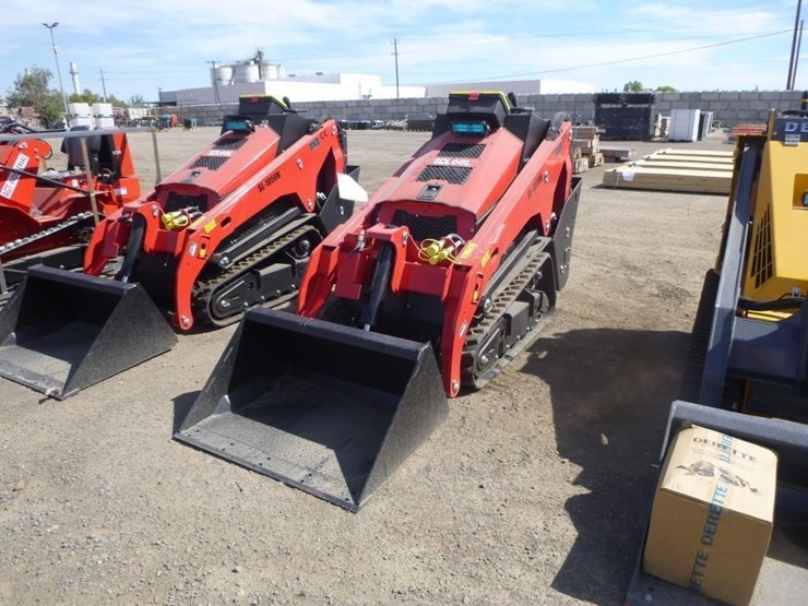 sdlool-1050k-skid-steer-track-loader-image-1