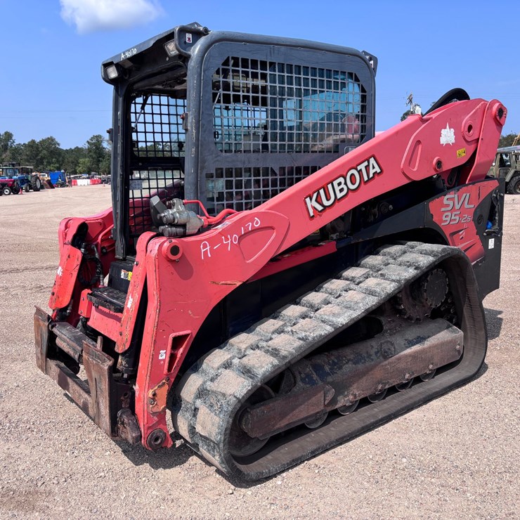 2017 KUBOTA SVL95-2S