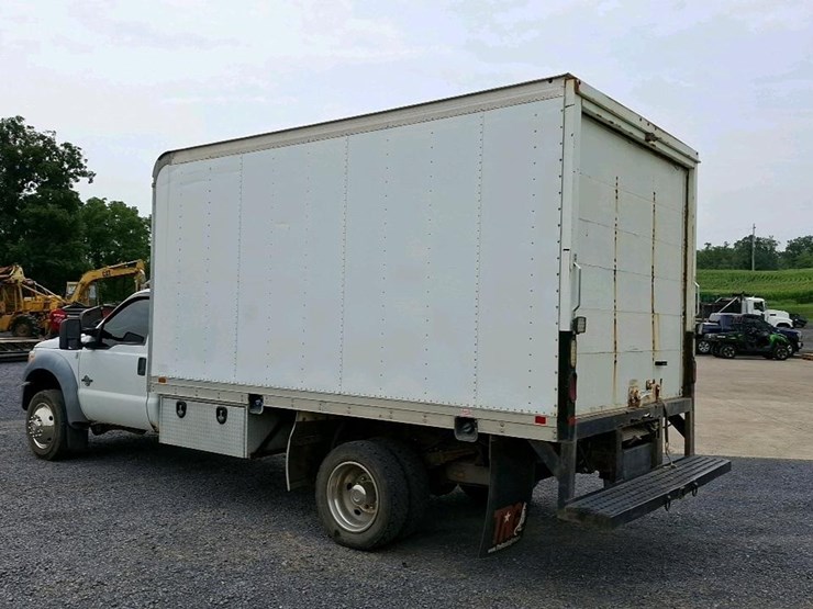 2011-ford-f550-image-5