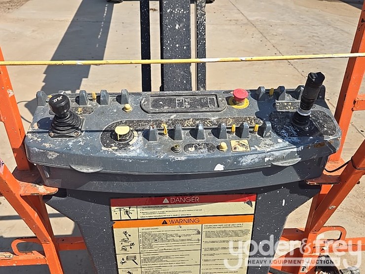 2015-jlg-860sj-image-36