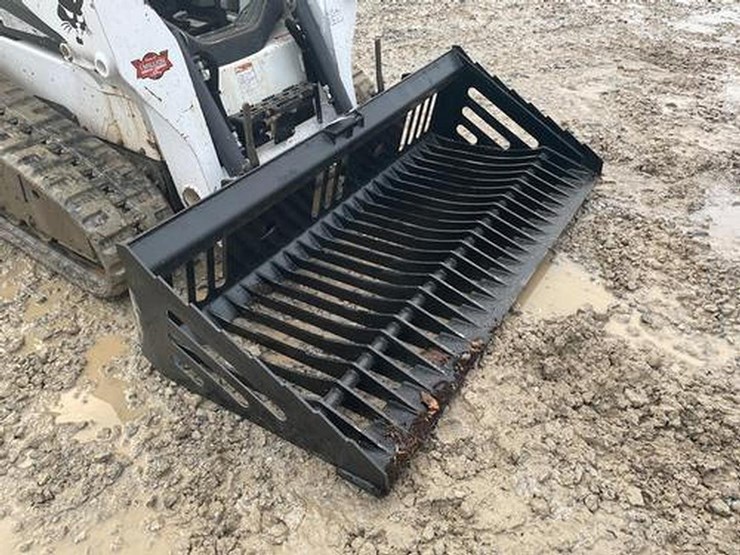 wildcat-80"-smooth-edge-skid-steer-skeleton-bucket-image-7