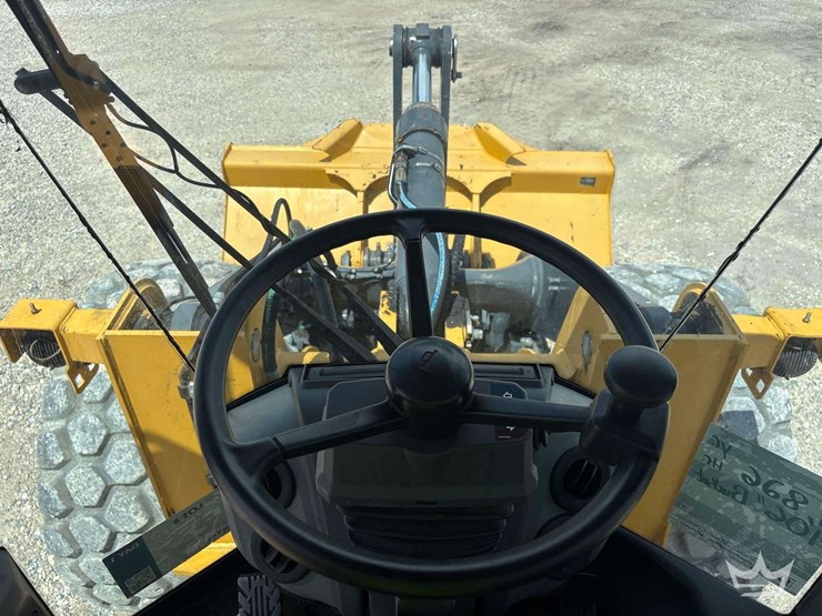 2019-deere-624l-image-15