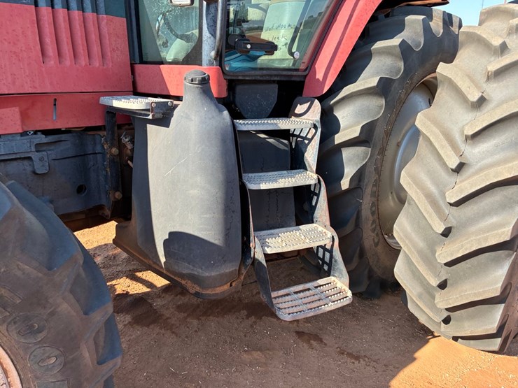case-ih-mx270-image-12