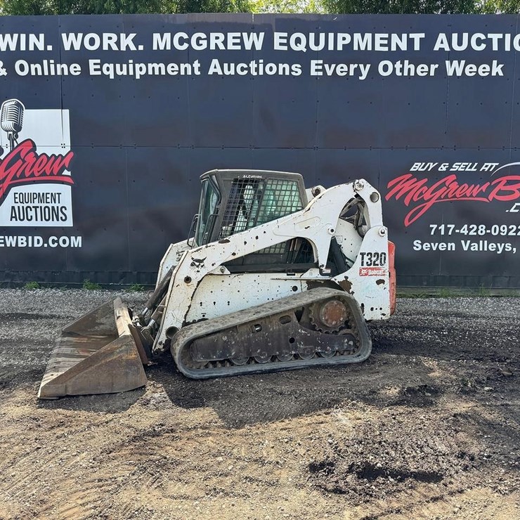 2010 BOBCAT T320