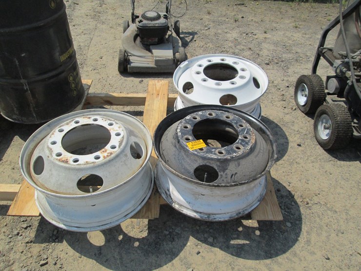 #53828-•-lot-of-(3)-24"x10"-10-hole-truck-rims-inv#53828-image-2