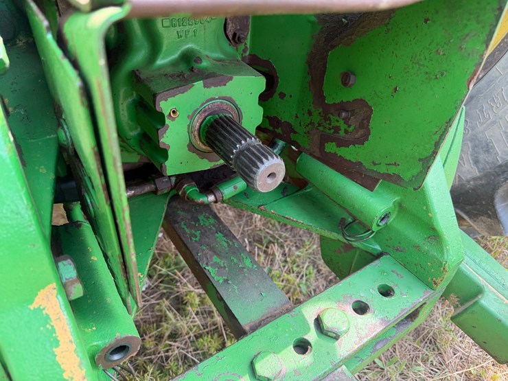 1997-john-deere-8300-image-19