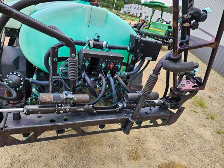 2006-toro-multi-pro-5700d-image-21