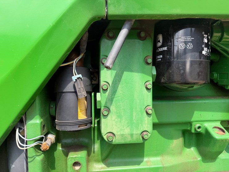 1997-john-deere-8300-image-54
