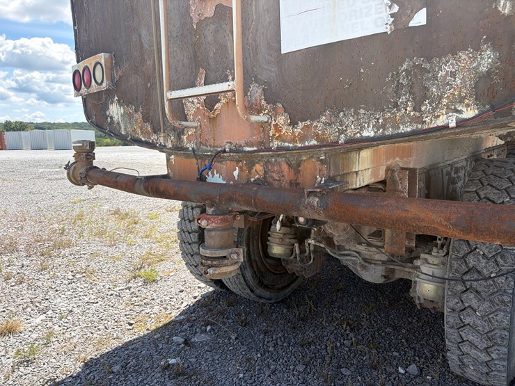 1999-mack-dm690sx-image-30