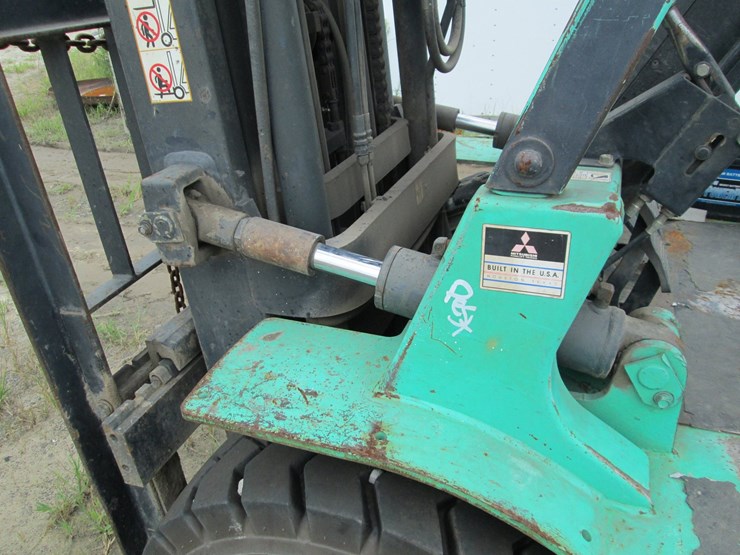 mitsubishi-fg40-image-10