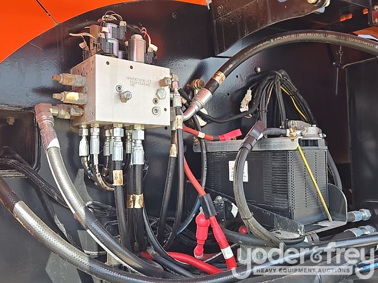 2015-jlg-860sj-image-42
