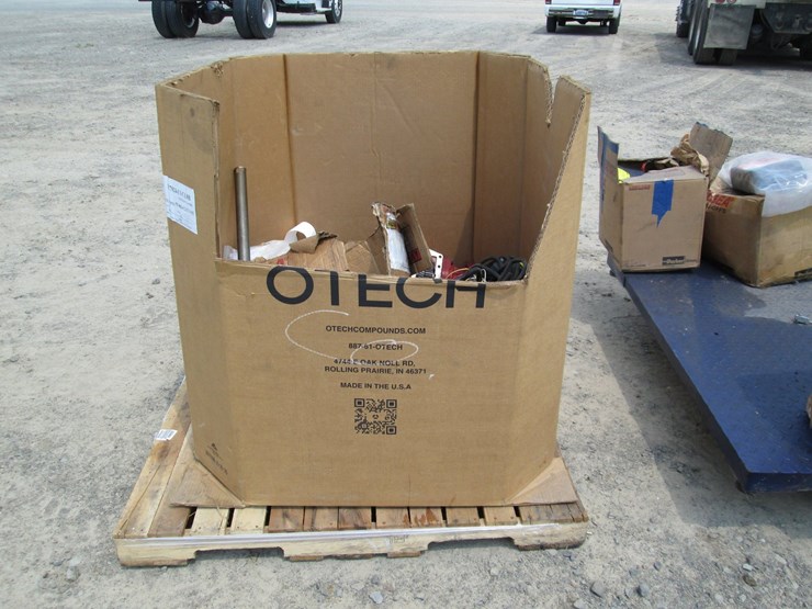 #53852-•-pallet-of-truck-pto's,-wire-&-other-truck-related-items-inv#53852-image-3