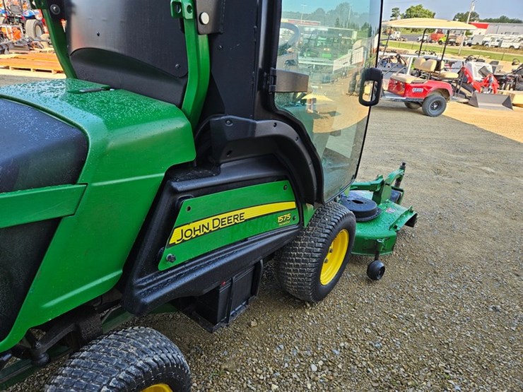 2015-john-deere-1575-image-23