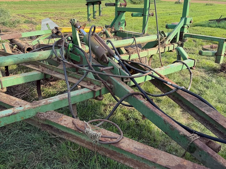 john-deere-field-cultivator-image-4