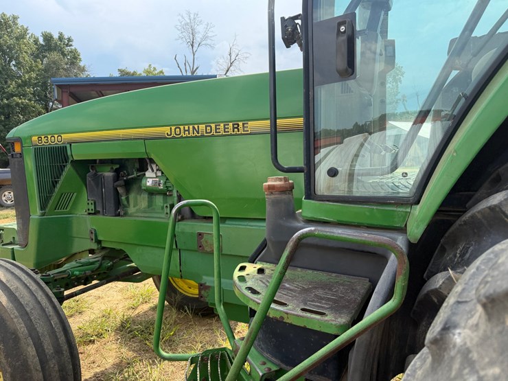 1997-john-deere-8300-image-25