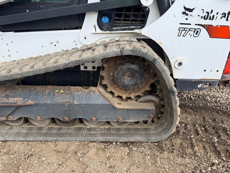 2018-bobcat-t770-image-18