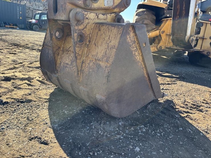 caterpillar-416c-image-19