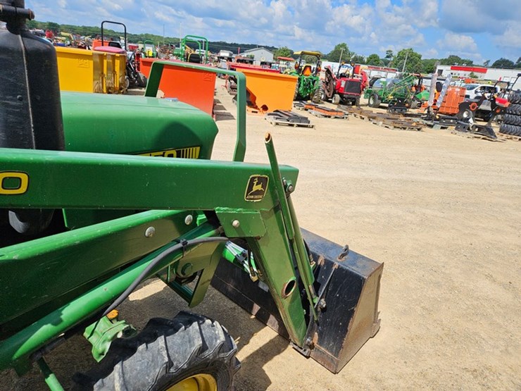 john-deere-750-image-26
