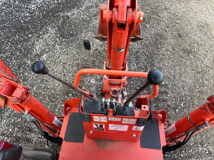 2022-kubota-b26-image-29