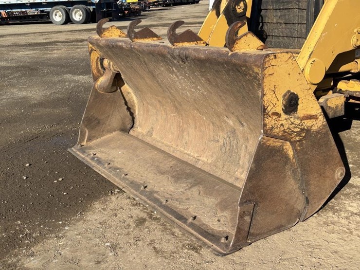 caterpillar-416c-image-10