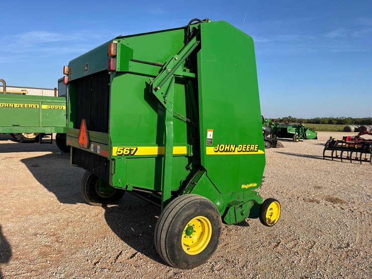 2001-john-deere-567-image-11
