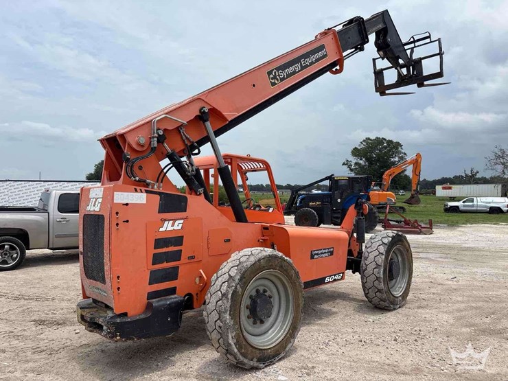 2019-jlg-6042-6,000lb-4x4-rough-terrain-telehandler-image-3