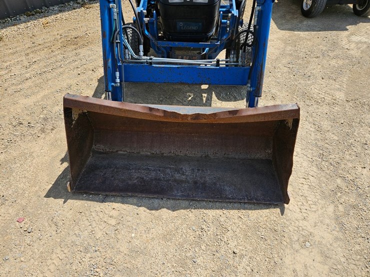 new-holland-tc25-image-9