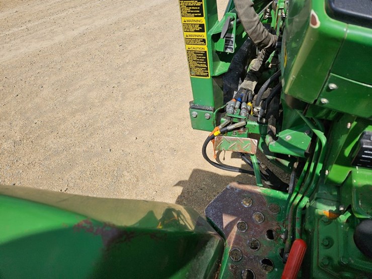 john-deere-750-image-32