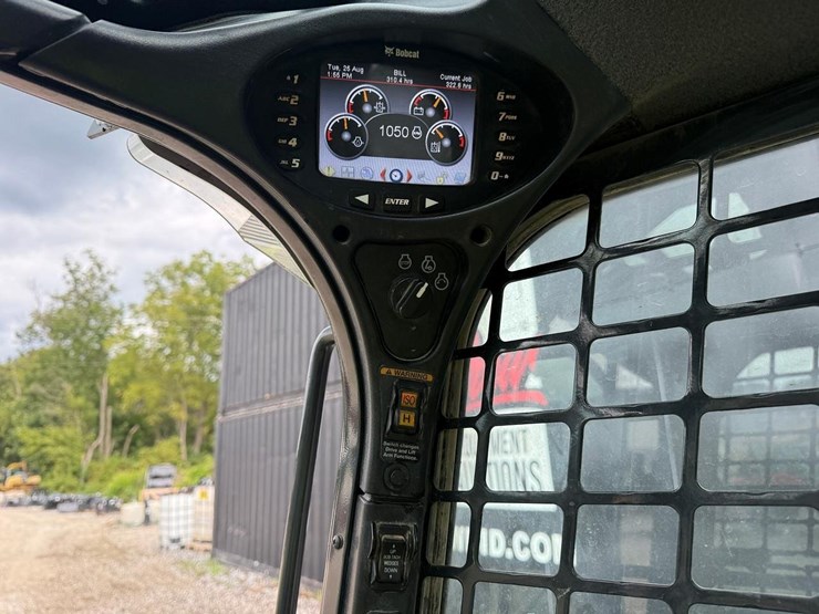 2018-bobcat-t770-image-23