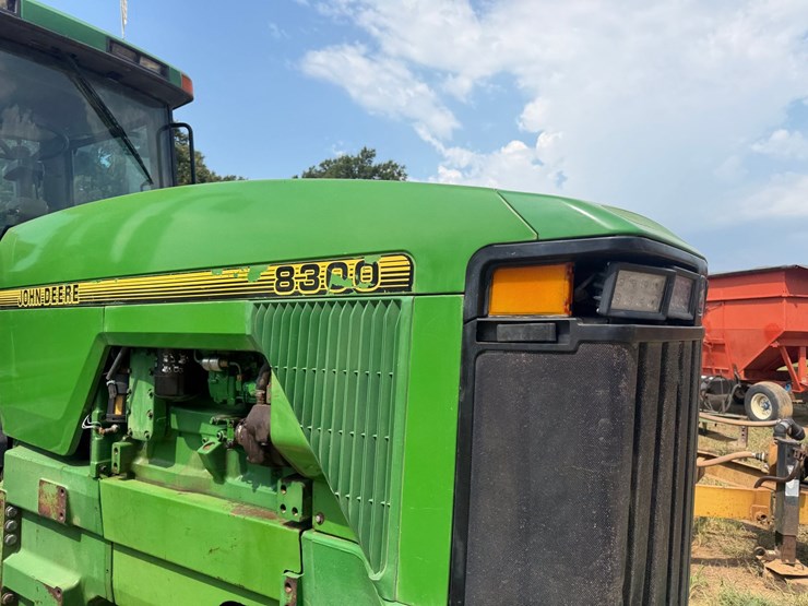 1997-john-deere-8300-image-37