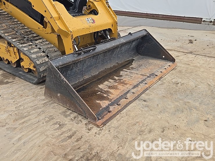 2020-caterpillar-289d3-image-19