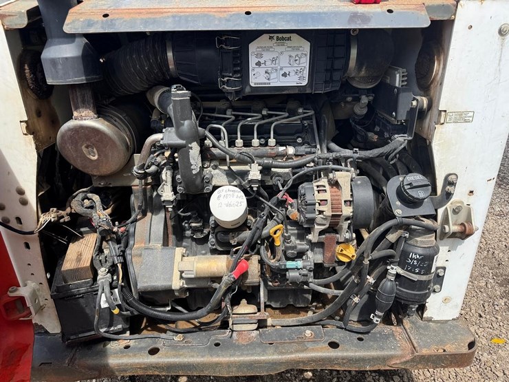 2015-bobcat-t650-image-17