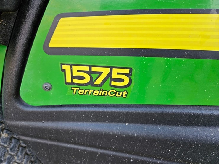2015-john-deere-1575-image-18