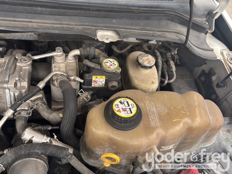 2010-ford-f350-image-17