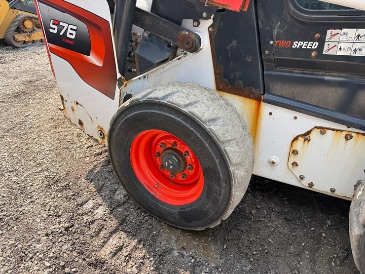 2020-bobcat-s76-image-13