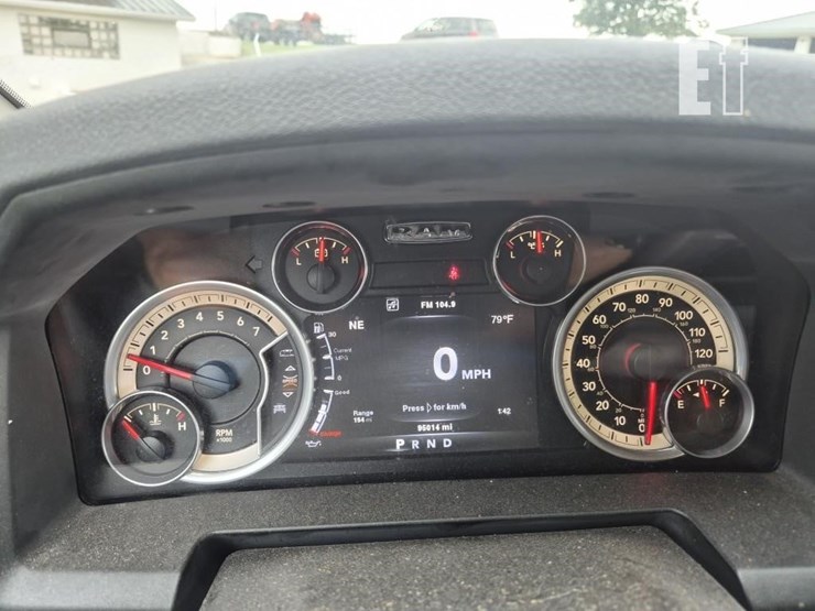 2014-dodge-ram-1500-image-18