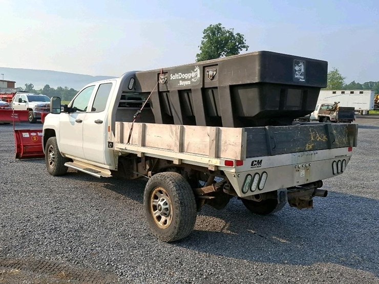 2015-chevrolet-2500-image-5