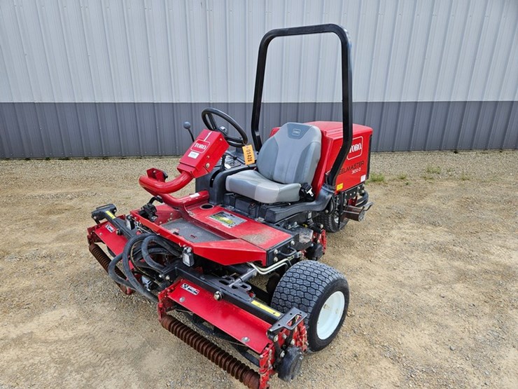 toro-reelmaster-3100d-image-1