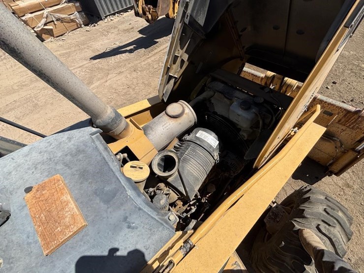 deere-410g-image-46