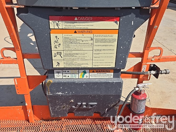 2015-jlg-860sj-image-35