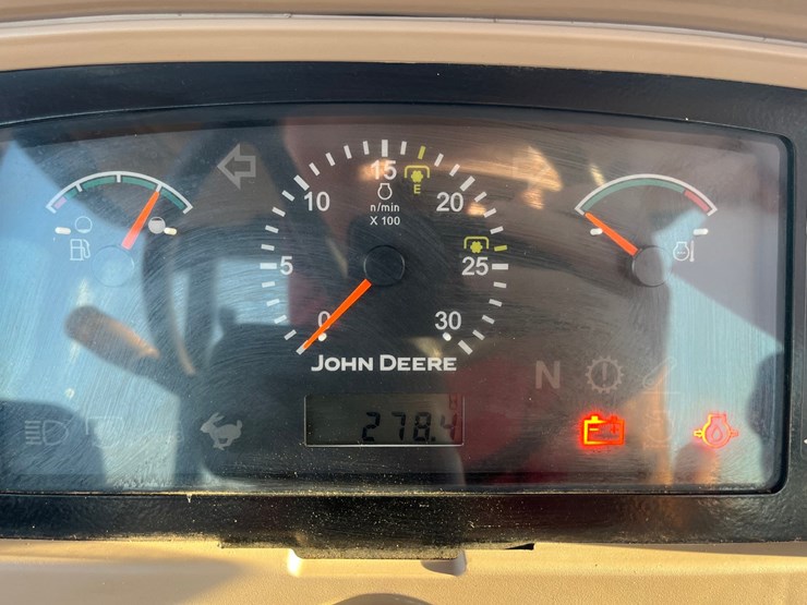 2009-john-deere-5101e-image-23