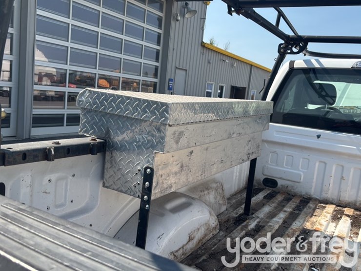 2019-ford-f150-image-24