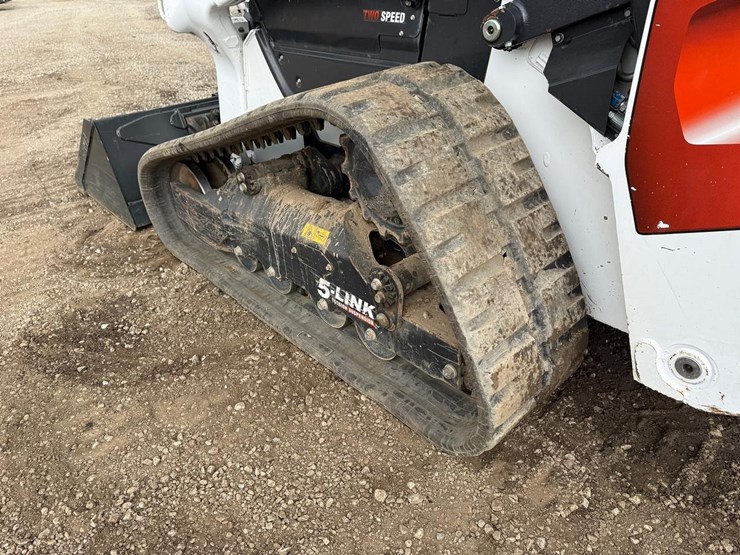 2023-bobcat-t76-image-16