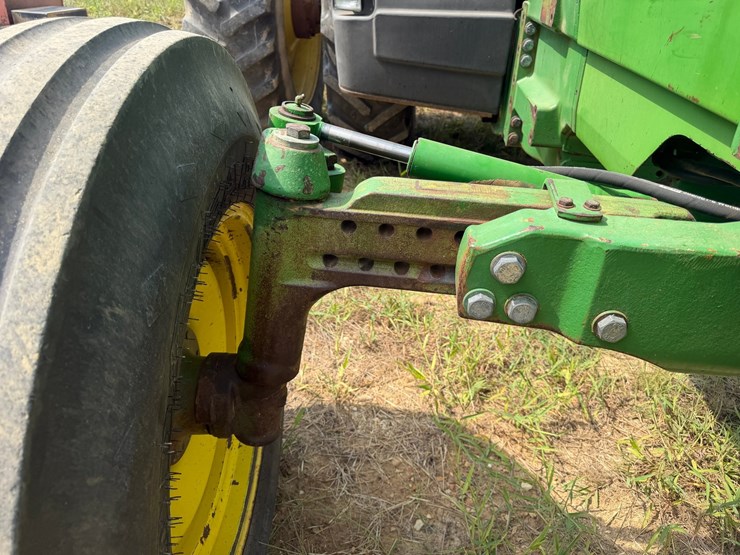 1997-john-deere-8300-image-16