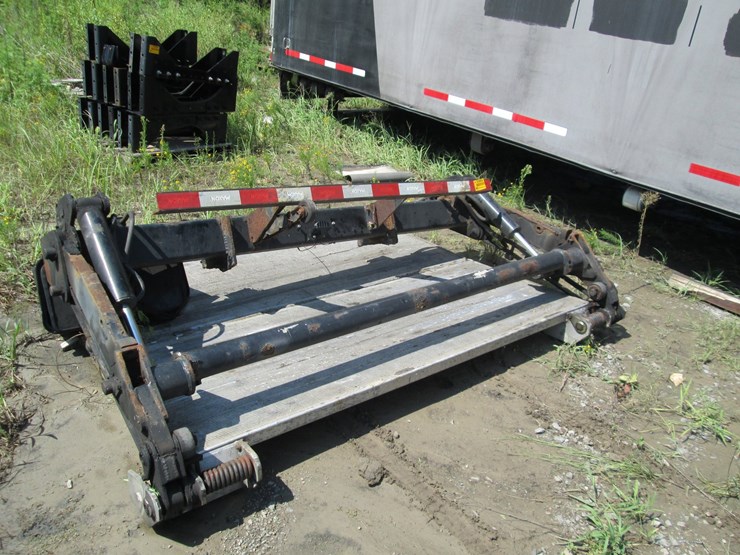 #53889-•-maxon-79"-lift-gate-inv#53889-image-2