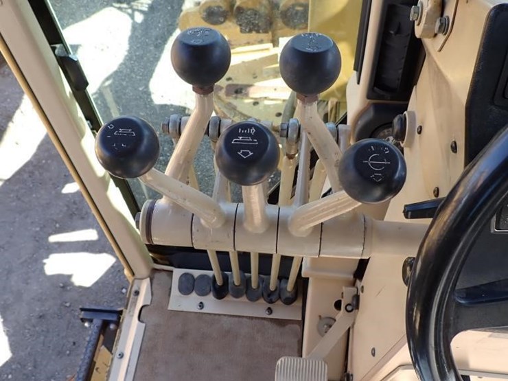 caterpillar-163h-vhp-image-34