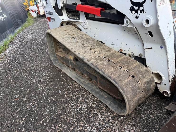 2023-bobcat-t770-image-12