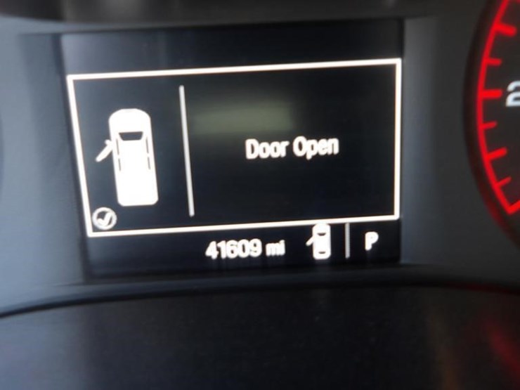 2016-gmc-canyon-image-22