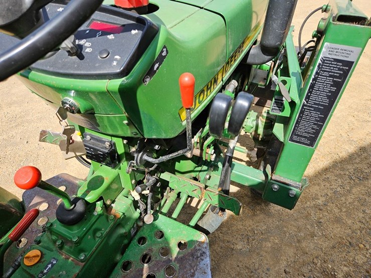 john-deere-750-image-37